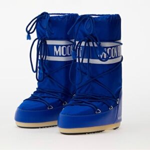 NWT MOON BOOTS